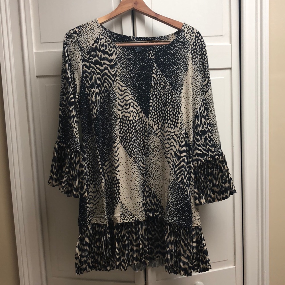 Alfani printed bell sleeve long top